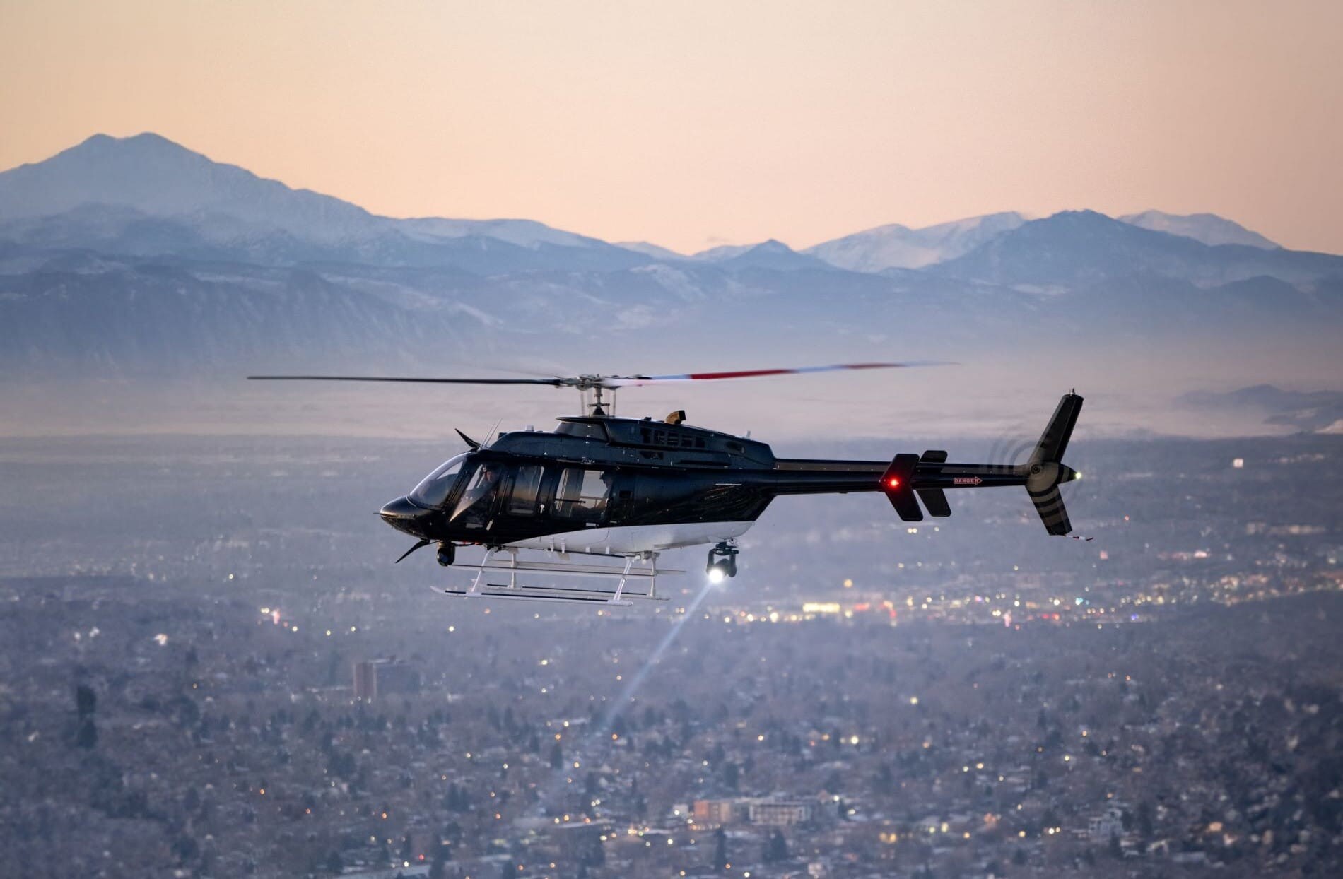 DSC_5483_expand_removelogo_R02-230915 for FACH