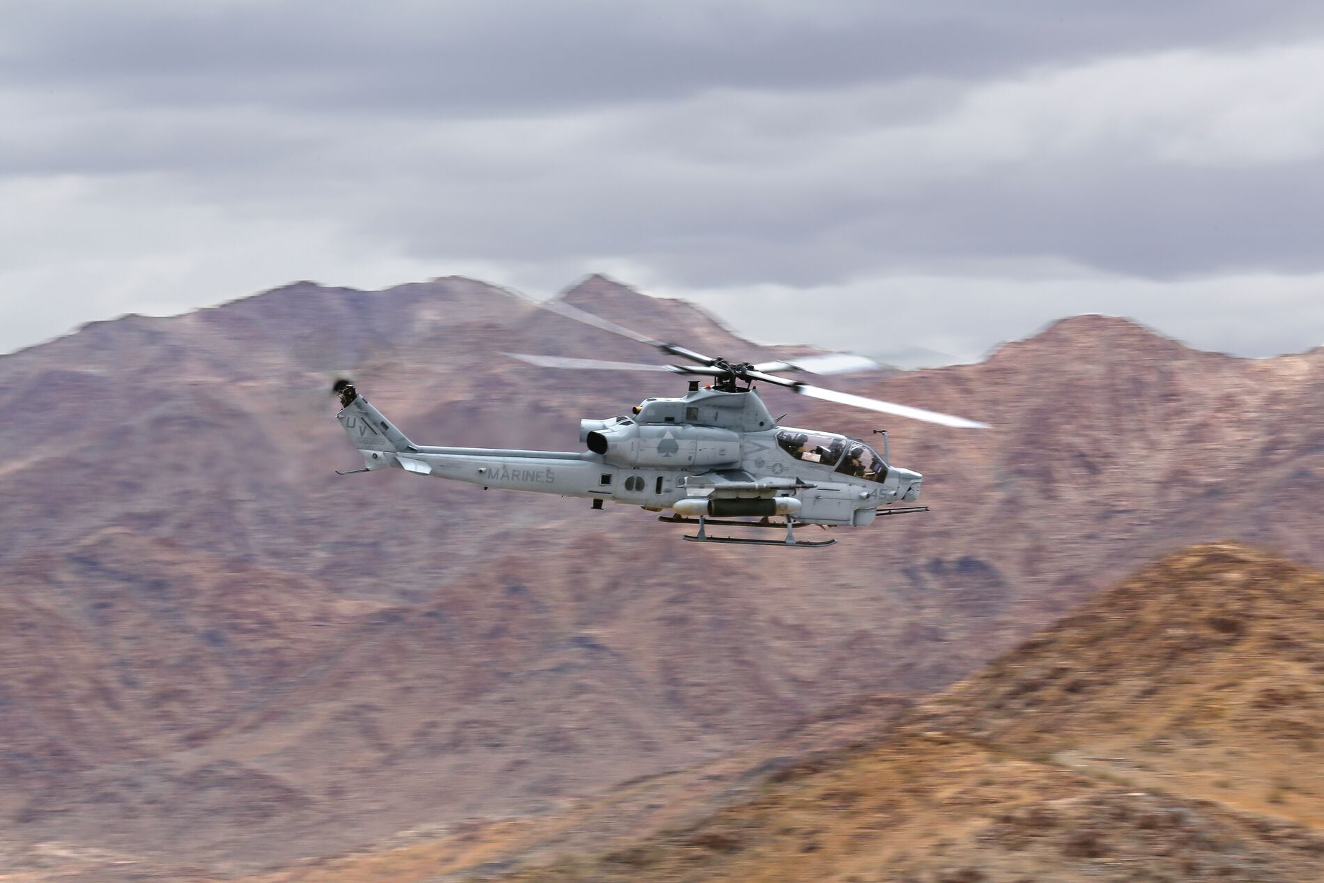 Web_Hero-12-DEC_SUB1_AH-1Z_1949756_161007-R01_REPLACEMENT