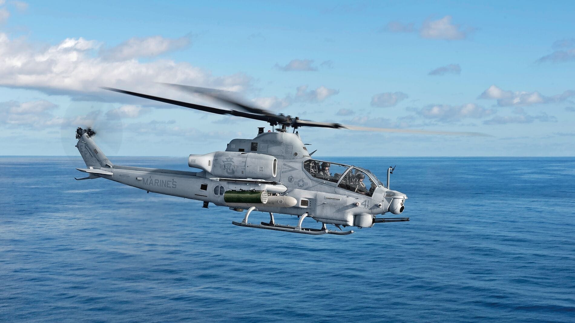 Bell Ah 1z Attack And Reconnaissance Helicopter Engineered For The Extreme