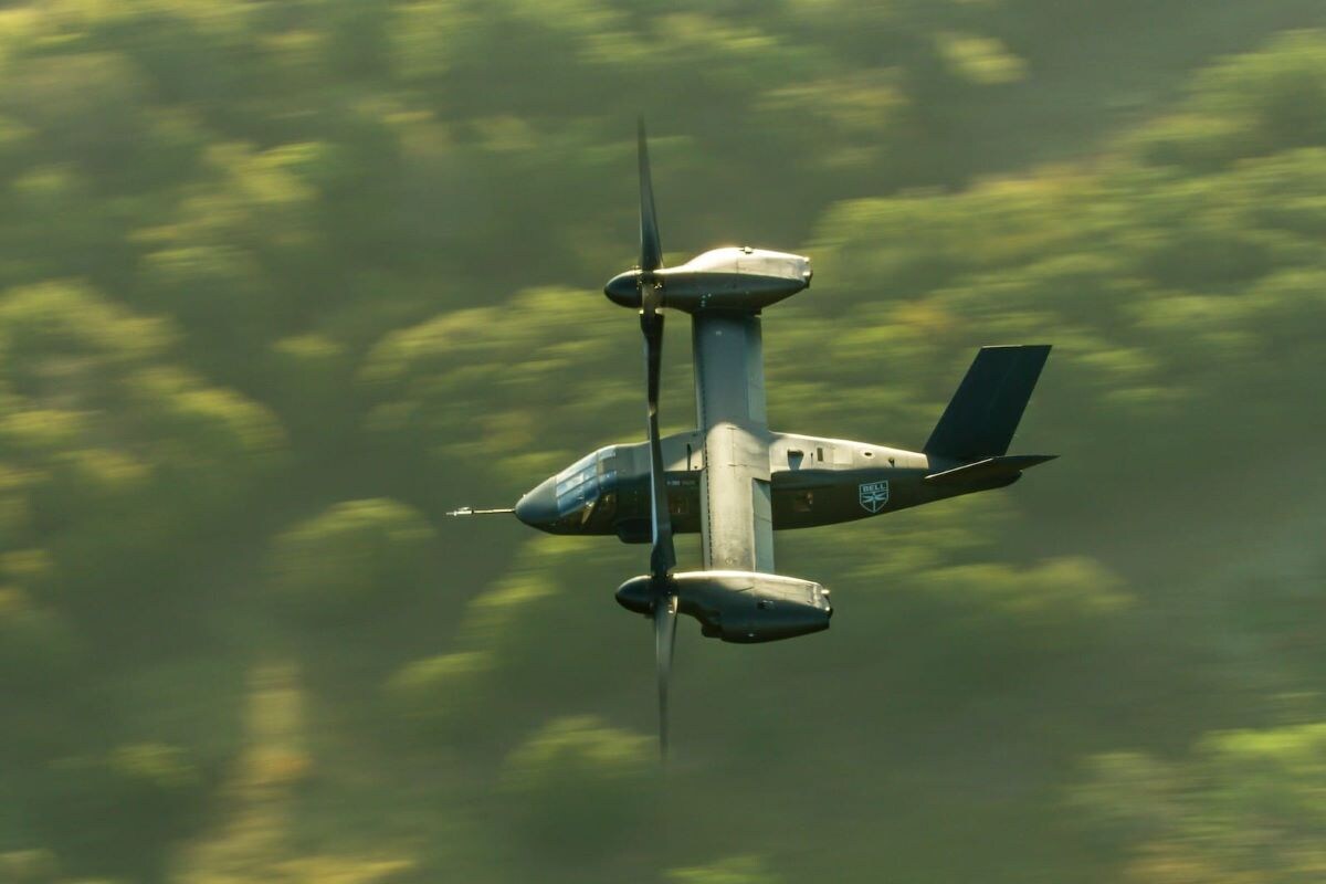 v-280-cruising-fast-over-forest-16-x-9