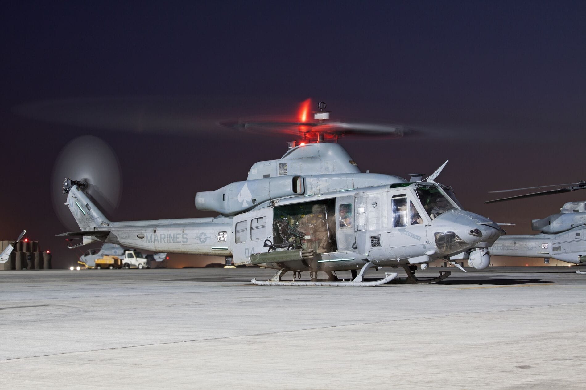 Bell UH 1Y The Ultimate Utility Helicopter bell-uh-1y-the-ultimate-utility-helicopter